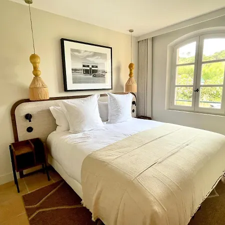 Sea View Villa Ramatuelle Beach Access And Pool Apartamento